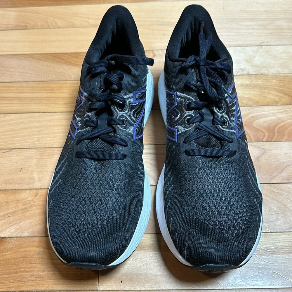 New bala sneakers - Picture 2 of 8